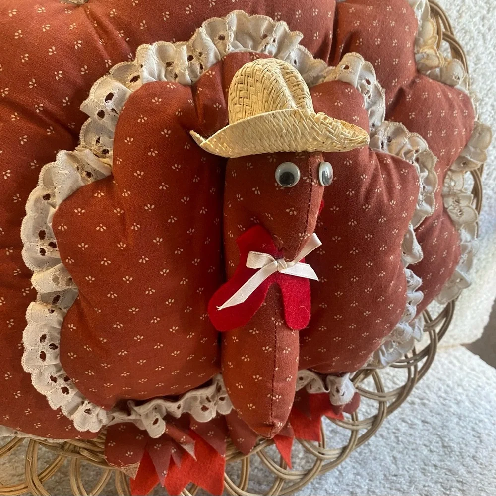 Vintage 80s Quilted Thanksgiving Turkey 3D Door Wreath 16”